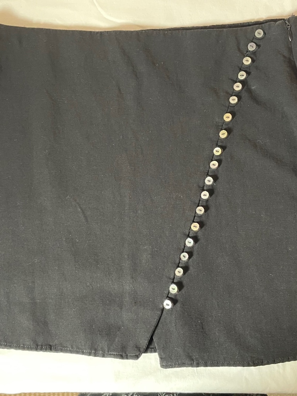 Zara Mini Black -diagonal design with mother of Pearl buttons-SZ M
